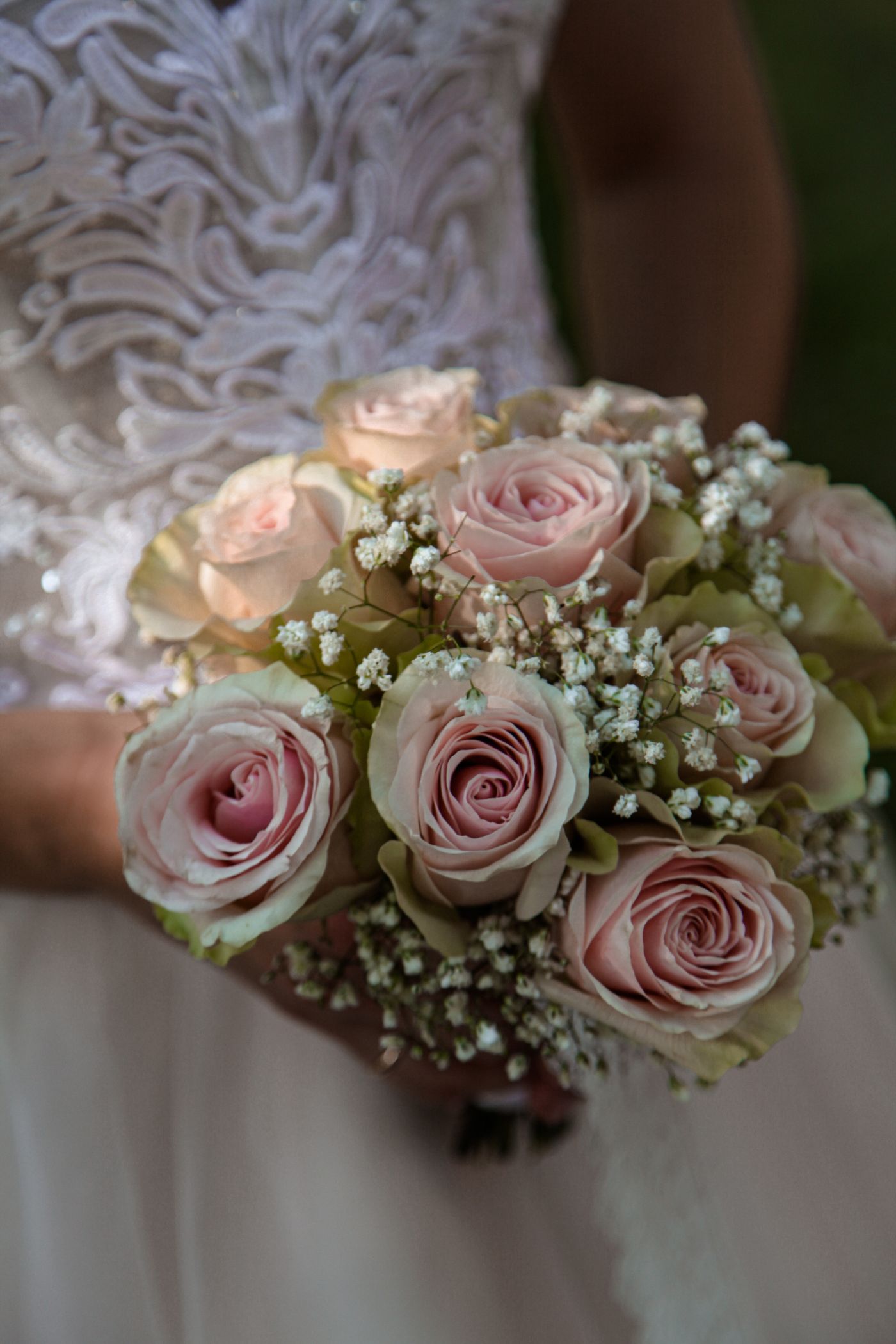 O buquê de flores da noiva